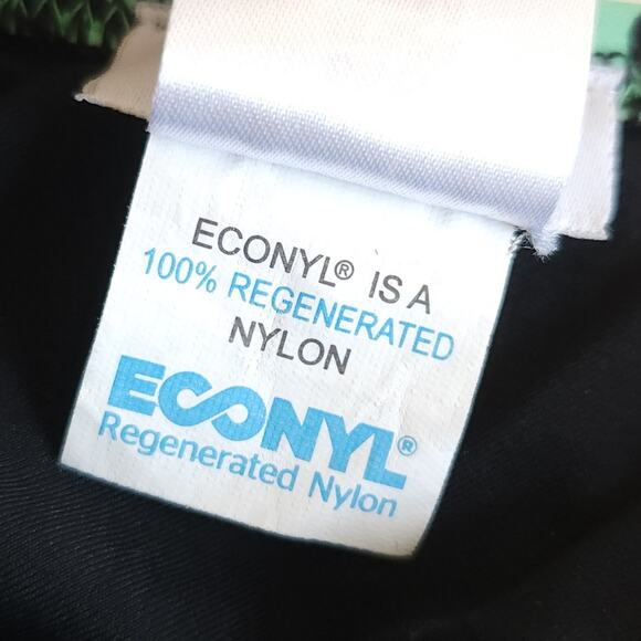 FISCH Coco Net Sustain coral print sea green triangle swim bikini top Size Small - Picture 5 of 6